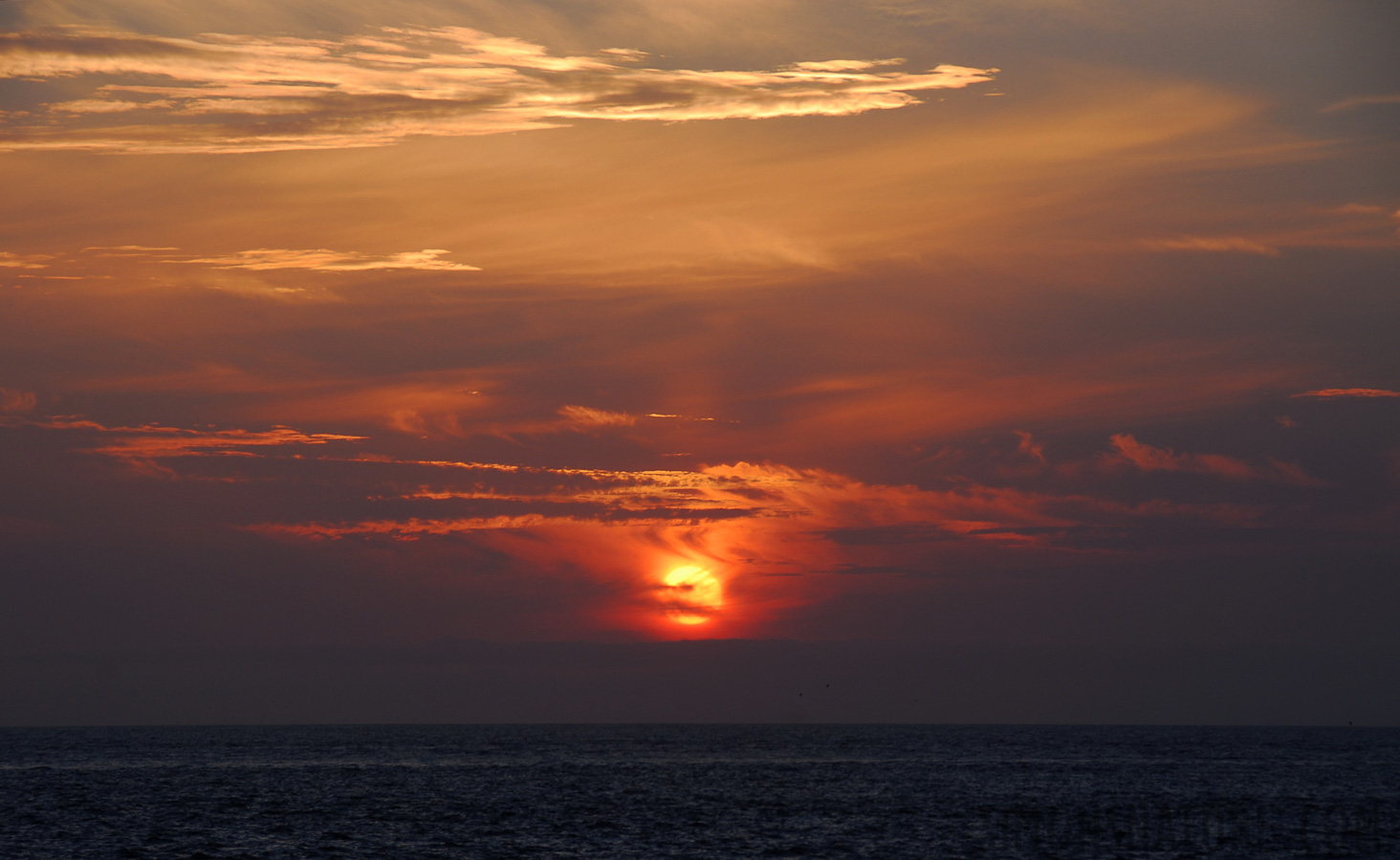 North Seymour Island [105 mm, 1/100 sec at f / 9.0, ISO 100]